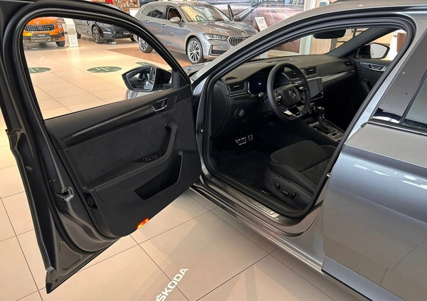 Skoda Superb cena 201990 przebieg: 1, rok produkcji 2024 z Kętrzyn małe 667